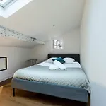 아파트 Triomphe 1-wifi-centreville-familiale- Prosconciergerie *