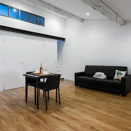 Apartment Triomphe 1-wifi-centreville-familiale- Prosconciergerie *