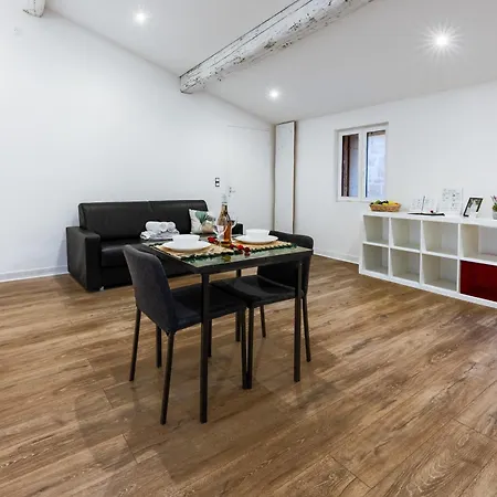 Triomphe 1-wifi-centreville-familiale- Prosconciergerie Apartment Montpellier