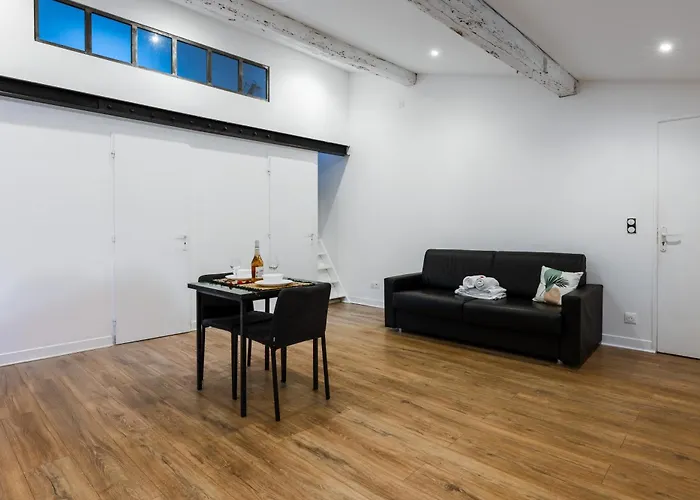 Apartman Triomphe 1-wifi-centreville-familiale- Prosconciergerie *
